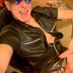 Pic #1Lenny52 a slutty manager indeed