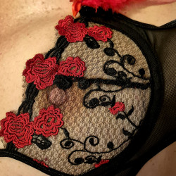 Mature wife loves to play
